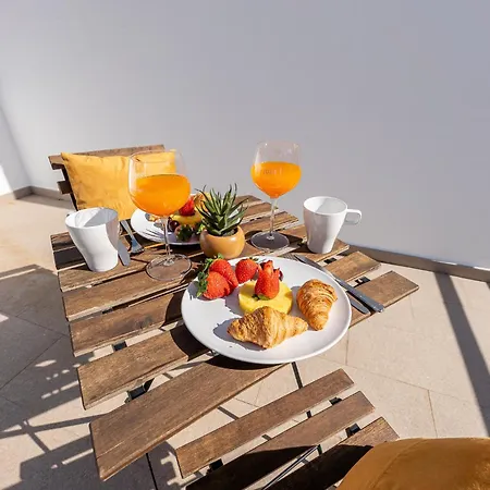 797 - Hermosa En Playamar