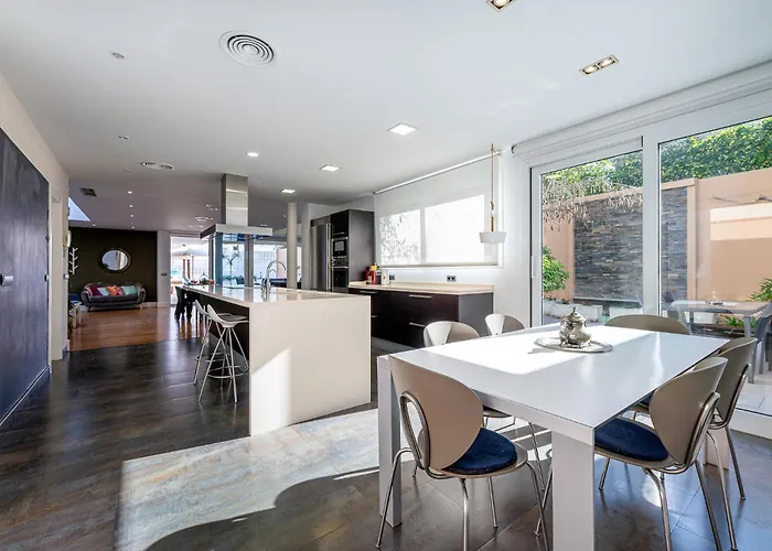 797 - Hermosa En Playamar